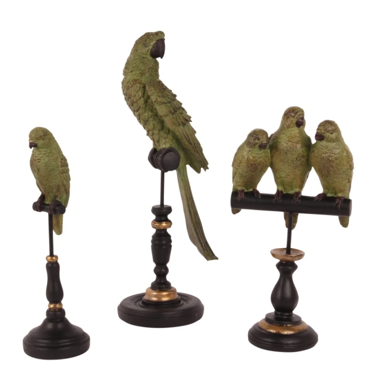 Figurka papugi na podstawce – zielona – 33 cm