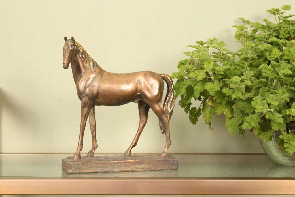 Figurka konia – złoto – 28 cm