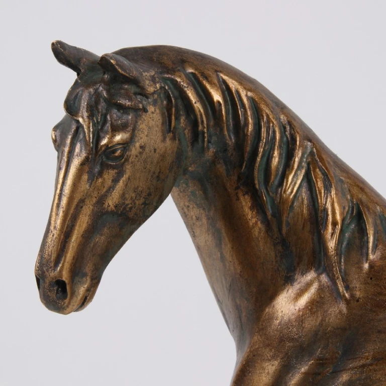 Figurka konia – złoto – 28 cm